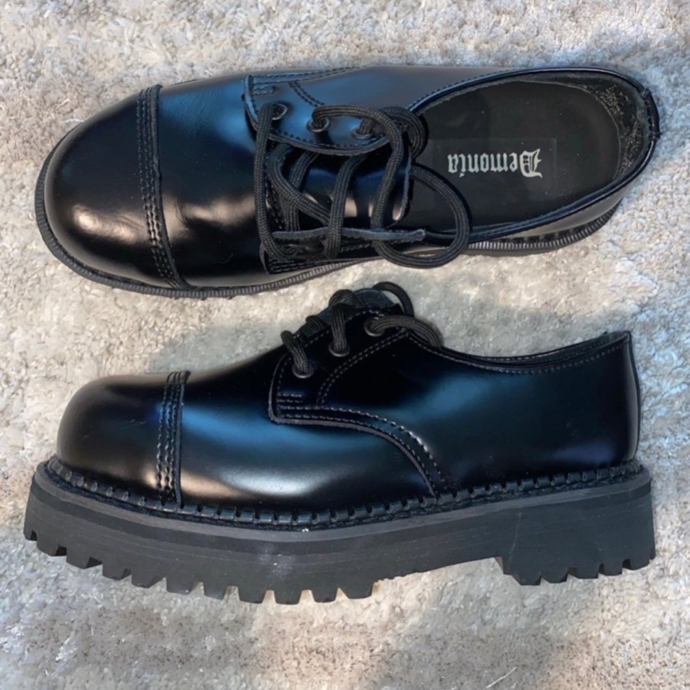 demonia riot chunky oxford shoes